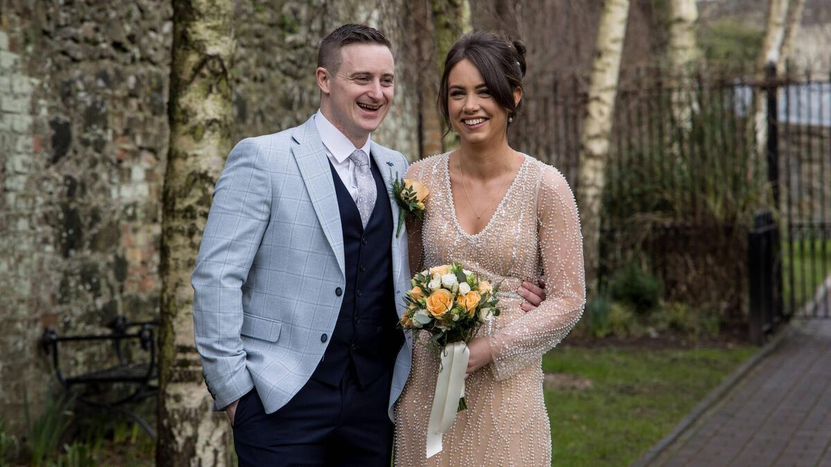 Wedding of the Week: Cork-based couple meet at work, get engaged in Crete and marry in Kilkenny - Vimarsana News