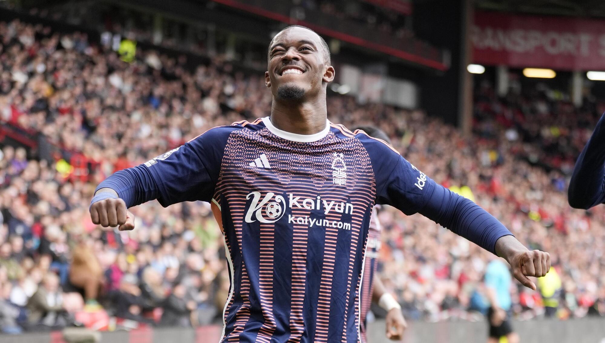 Hudson-Odoi brace helps Forest to vital win as Blades claim unwanted record