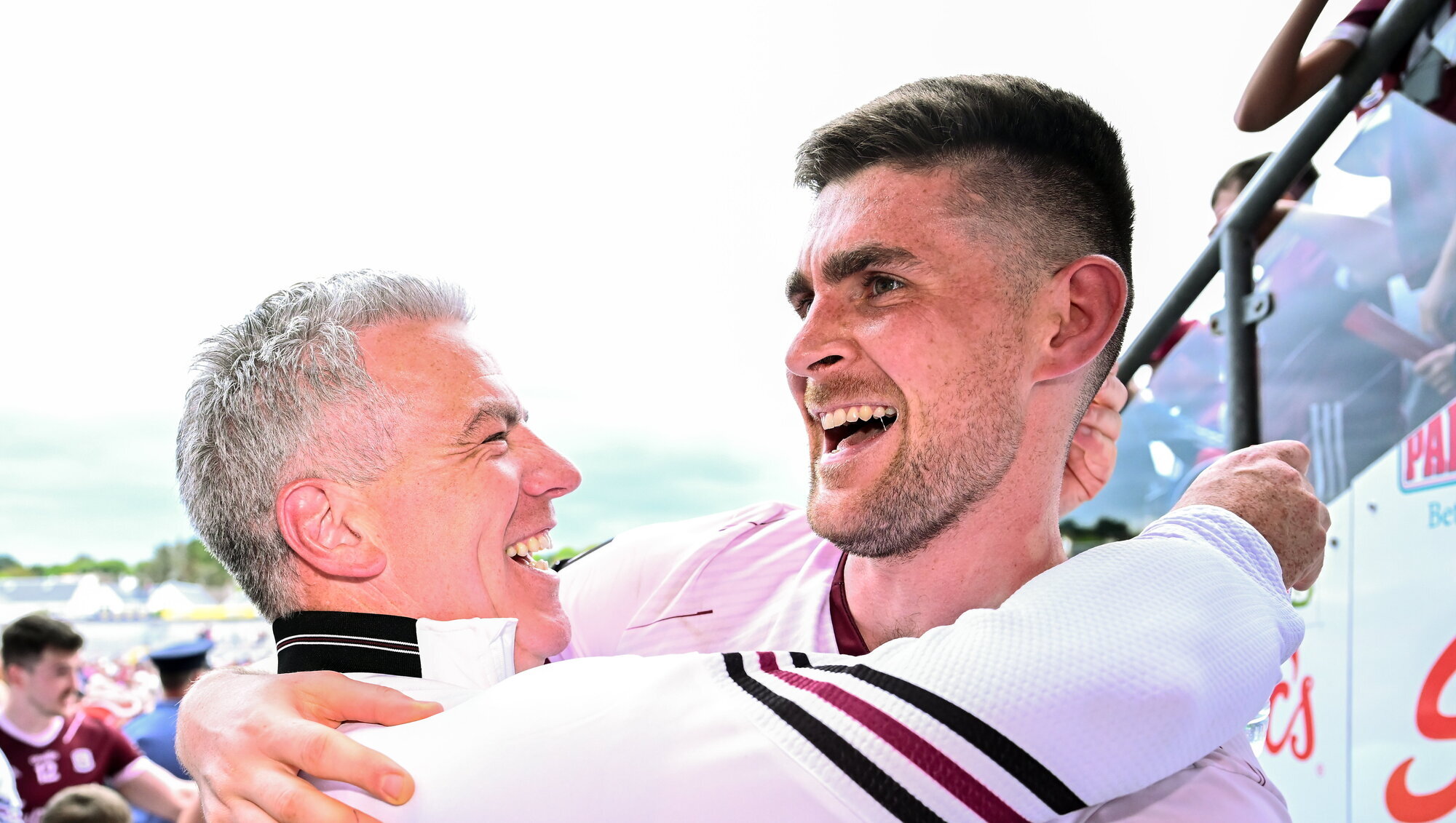 Gleeson holds nerve to seal Galway's Connacht hat-trick