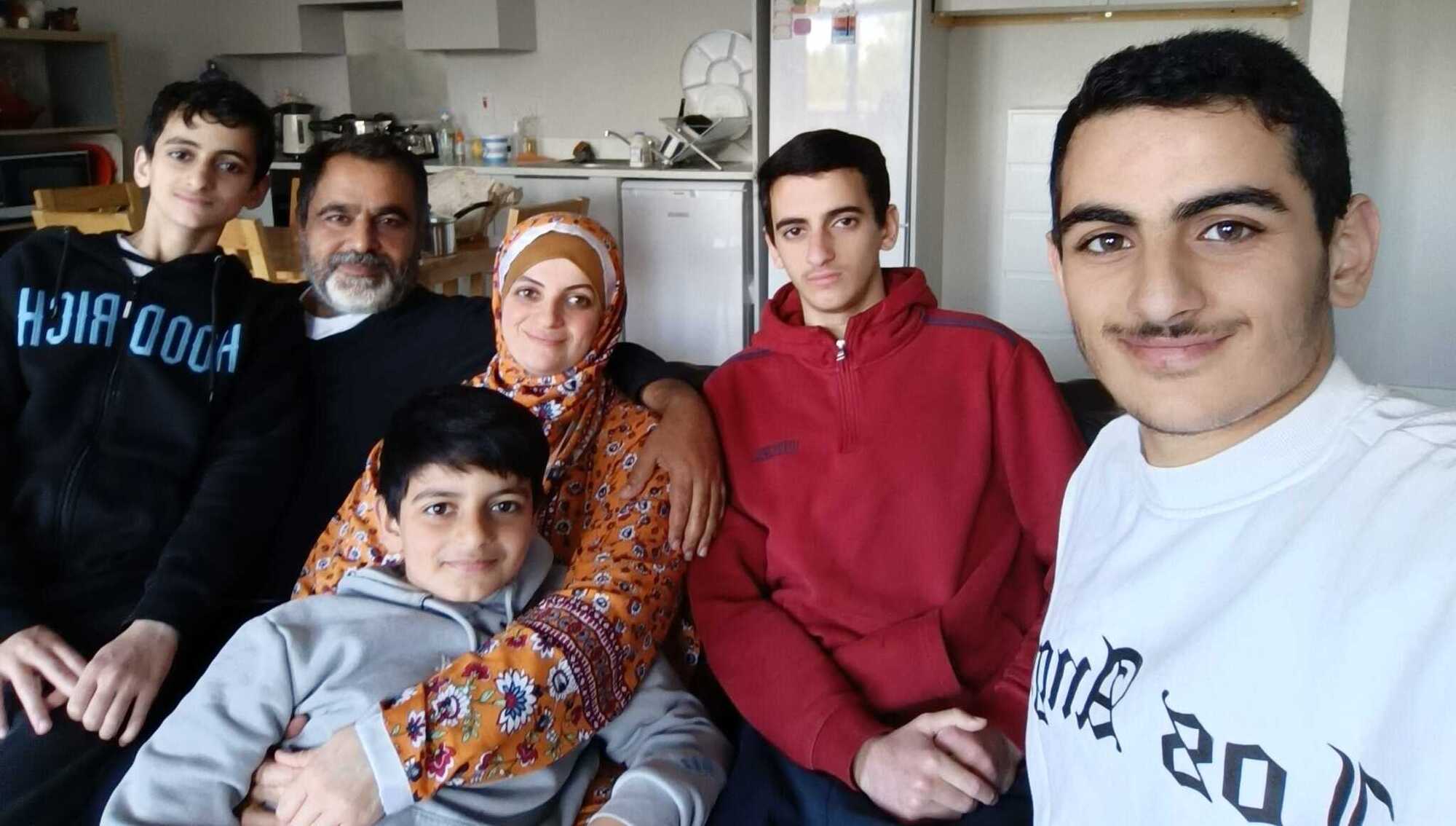 Irish-Palestinian man adjusting to life back in Dublin after fleeing Gaza