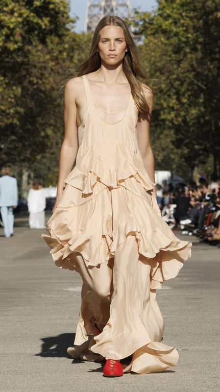  Stella McCartney fashion show, Ready-to-Wear, Spring Summer 2024, Paris Fashion Week