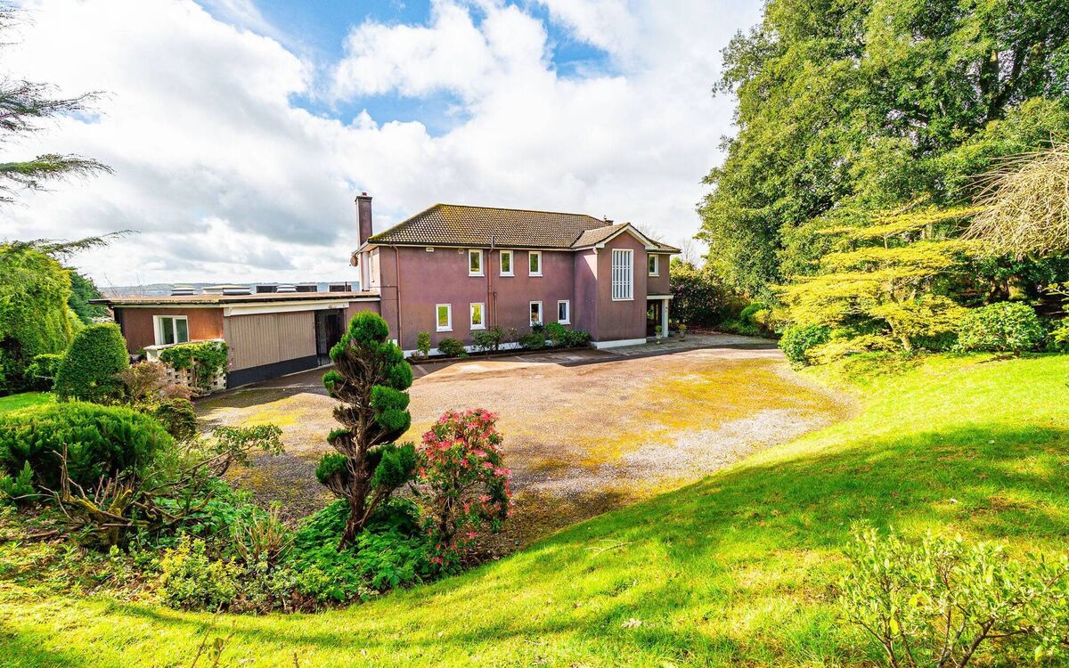 Oaklodge as you approach it from Middle Glanmire Road