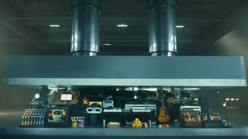 'The destruction of the human experience': Apple apologies after iPad advert backlash 'The destruction of the human experience': Apple apologies after iPad advert backlash