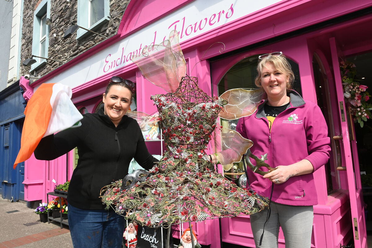 (Left to right) Florists Caitriona Healy-O'Brien and Martina Kelleher outside Enchanted Flowers in Macroom which they decorated in support of Bambie Thug. Picture: Larry Cummins (Left to right) Florists Caitriona Healy-O'Brien and Martina Kelleher outside Enchanted Flowers in Macroom which they decorated in support of Bambie Thug. Picture: Larry Cummins