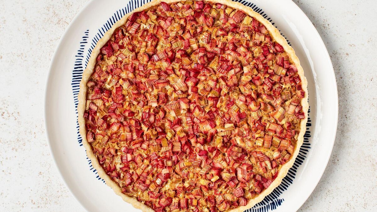 Auntie Lil’s Rhubarb Pie