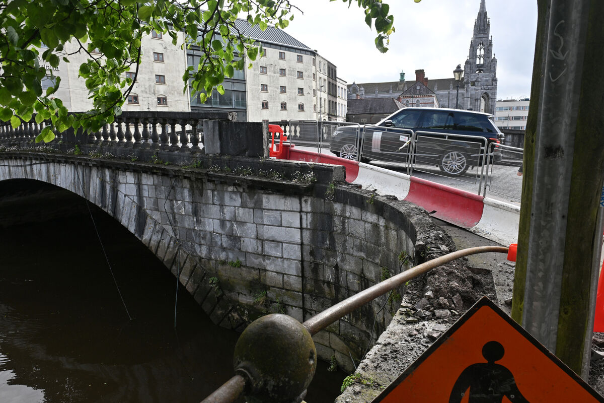  A damaged Parliament Bridge in Cork City. Picture: Dan Linehan