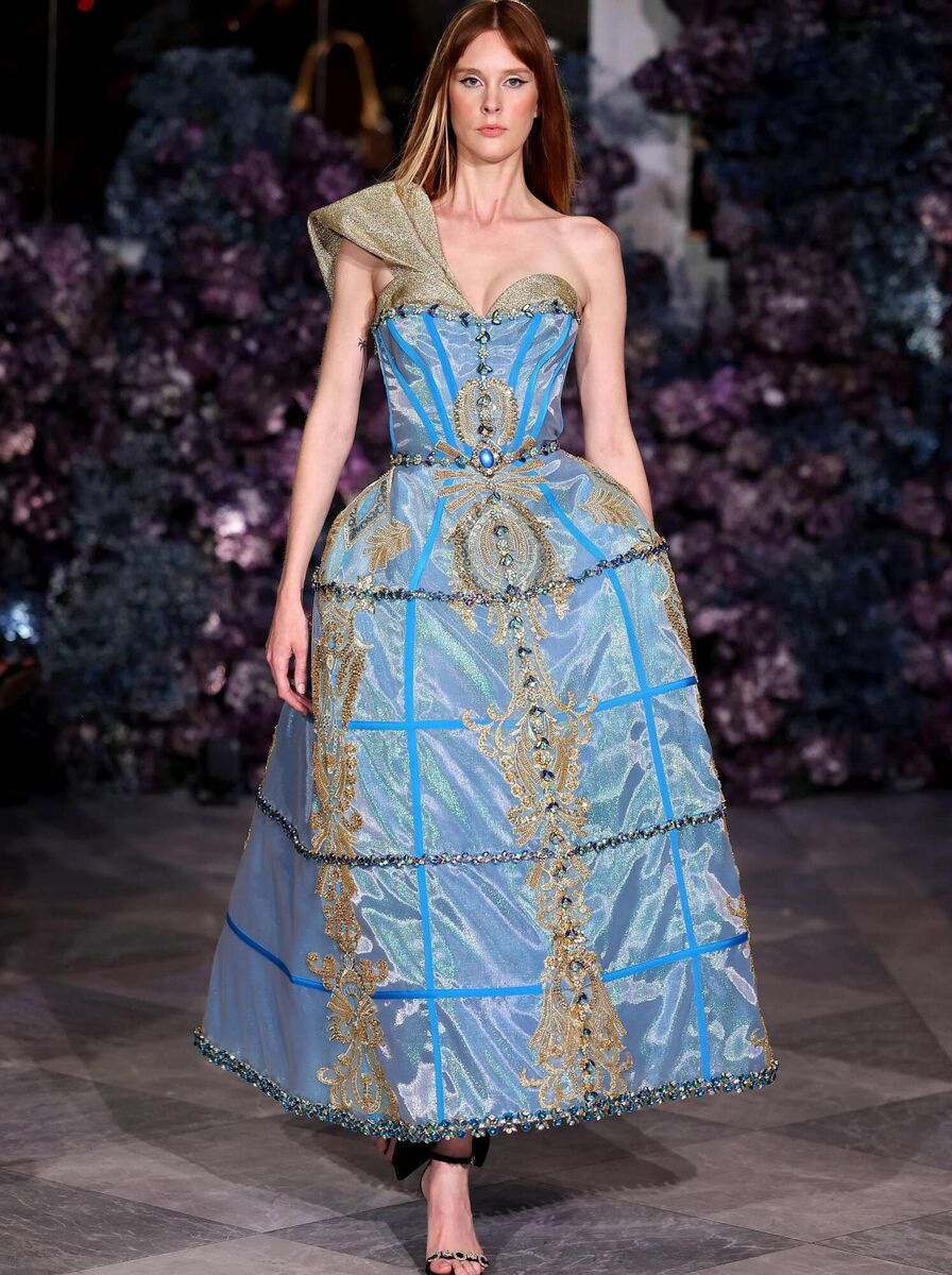 A model walks the runway during the Christian Siriano SS24 Runway Show at The Pierre Hotel on September 08, 2023 in New York City. (Photo by Mike Coppola/Getty Images for Christian Siriano)