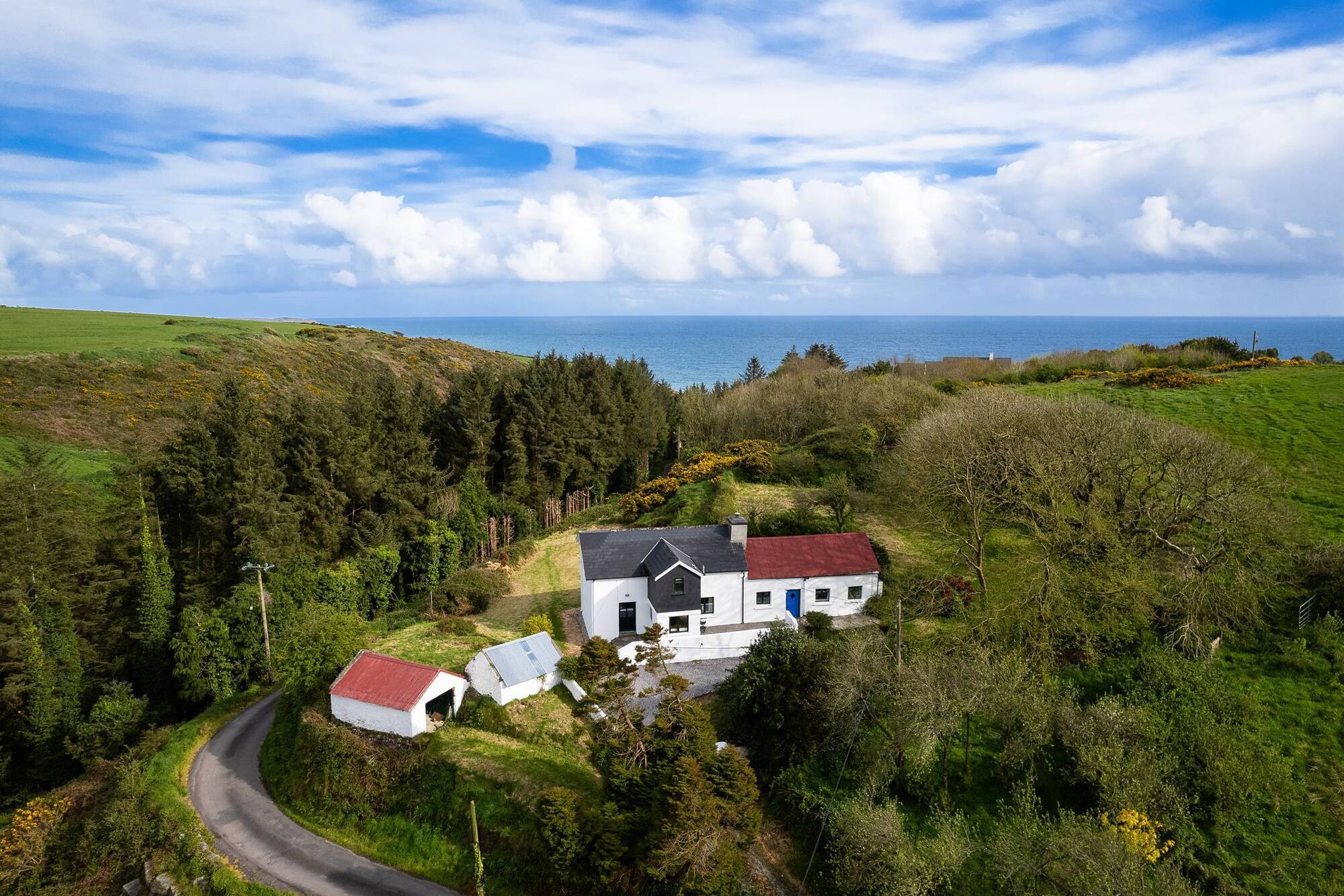 Simple Simon's Cove €345k cottage is as cute as it gets