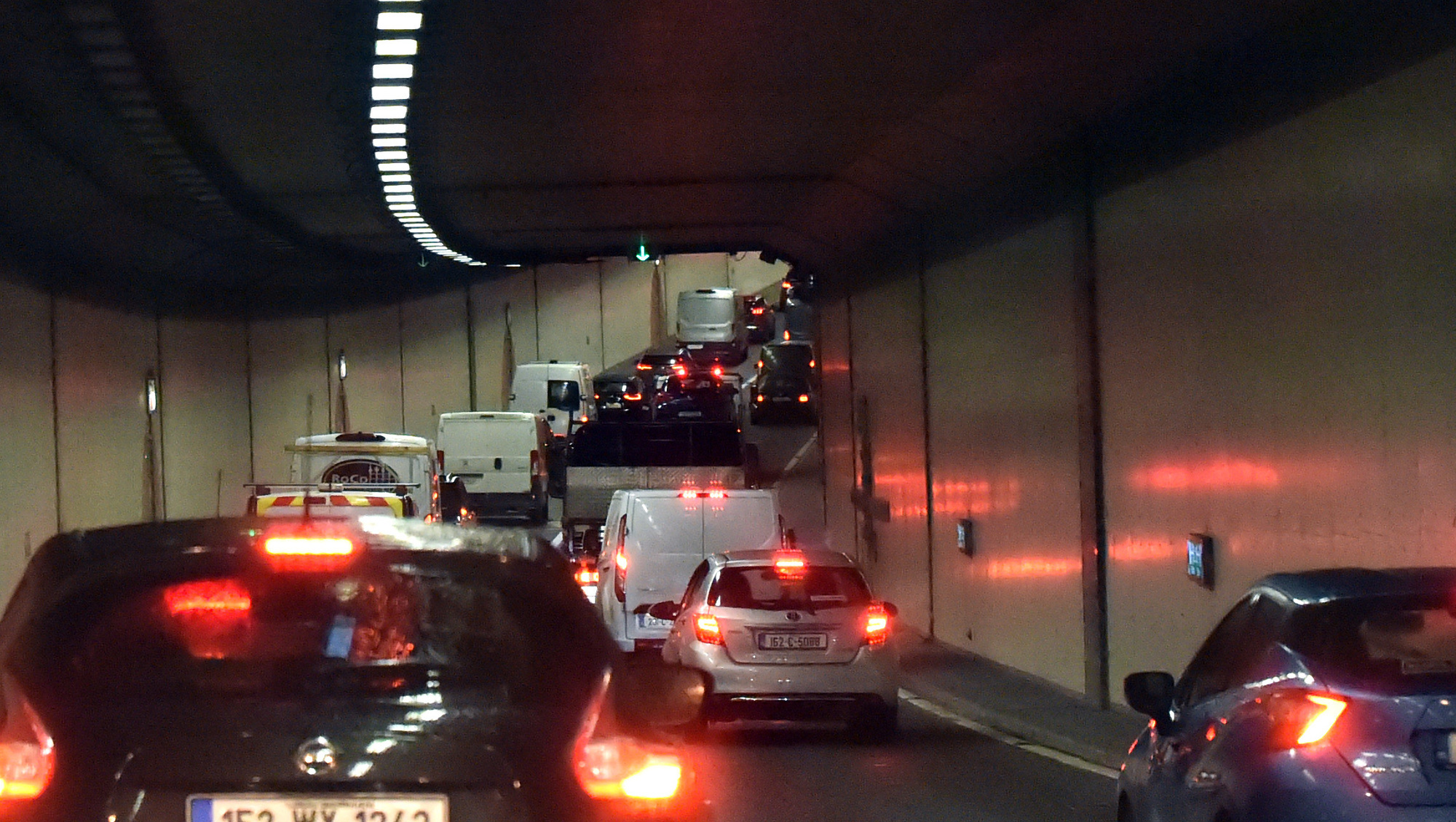 Major traffic disruption in Cork and Dublin following crashes