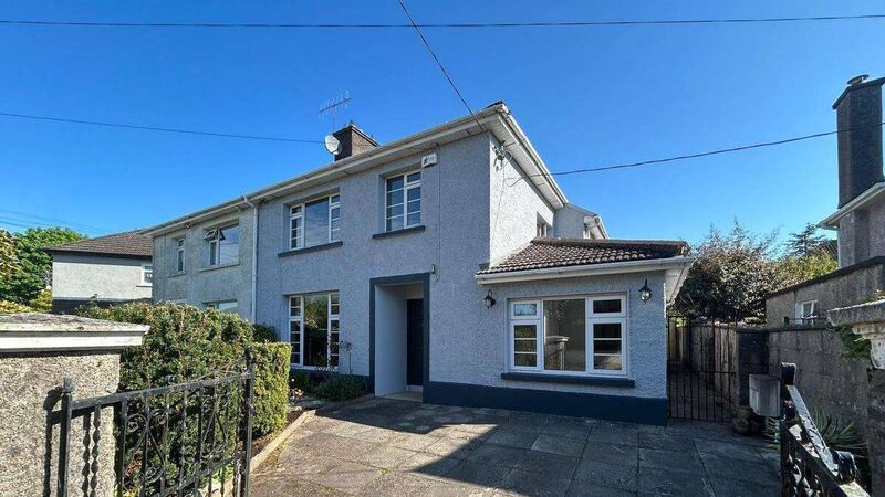 Where Valentia meets Douglas