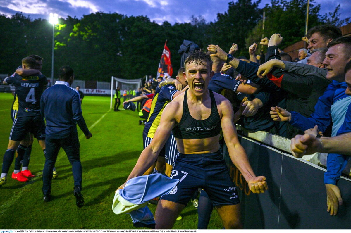 Evan Caffrey of Shelbourne celebrates after scoring his side's winning goal during the SSE Airtricity Men's Premier Division match against St Patrick's Athletic at Richmond Park in Dublin. Photo by Brendan Moran/Sportsfile