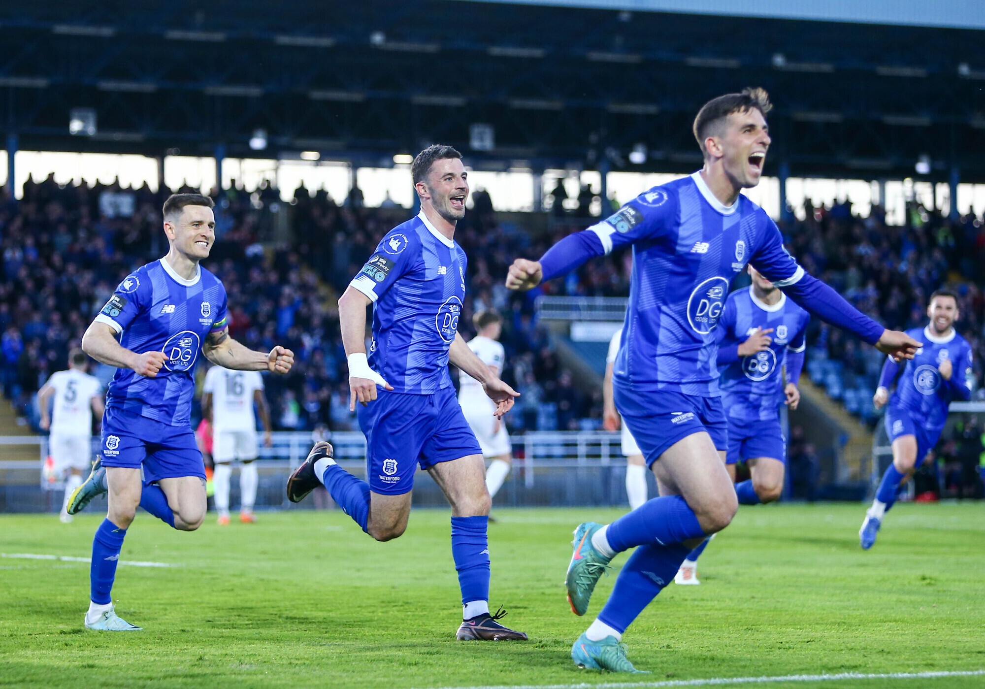 Sensational win for Waterford over Drogheda as they come from behind with Amond hat-trick