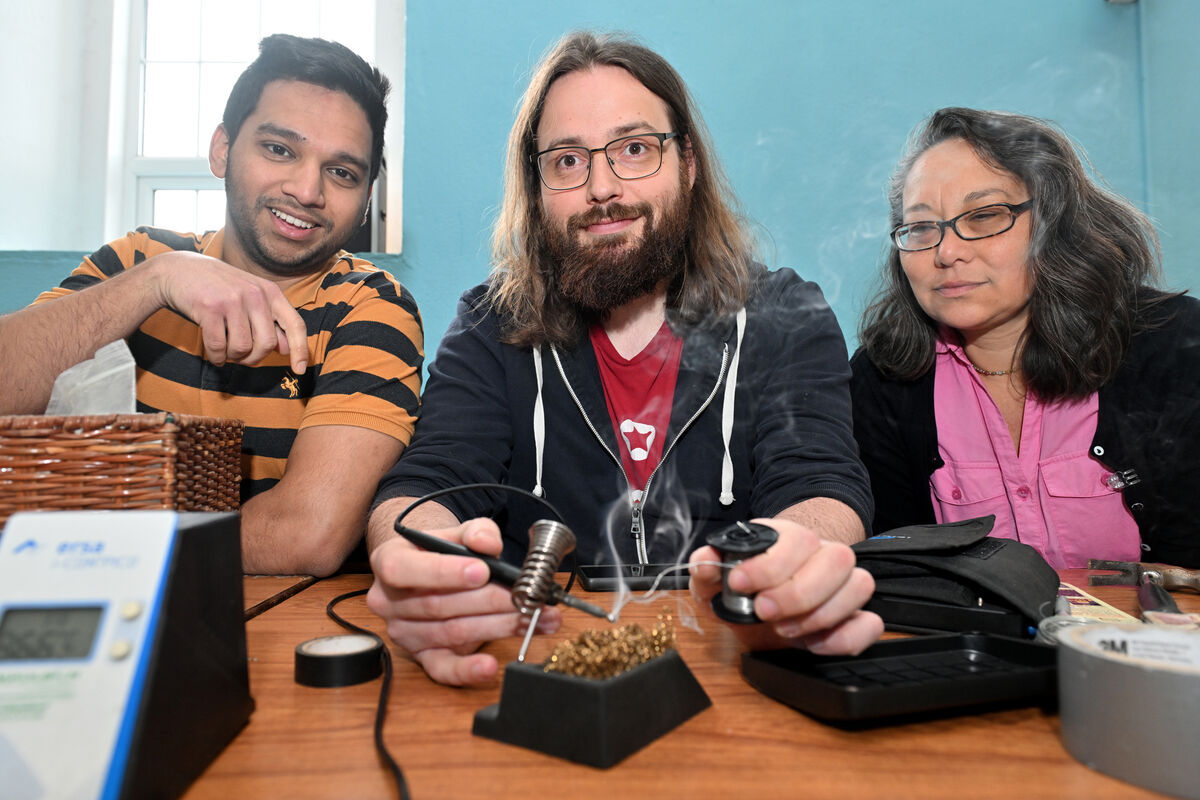 Rajas Shinde, Adam Roe and Kim Anh Eastman at the repair cafe in the Lough Community Centre, Cork. Picture Dan Linehan Rajas Shinde, Adam Roe and Kim Anh Eastman at the repair cafe in the Lough Community Centre, Cork. Picture Dan Linehan