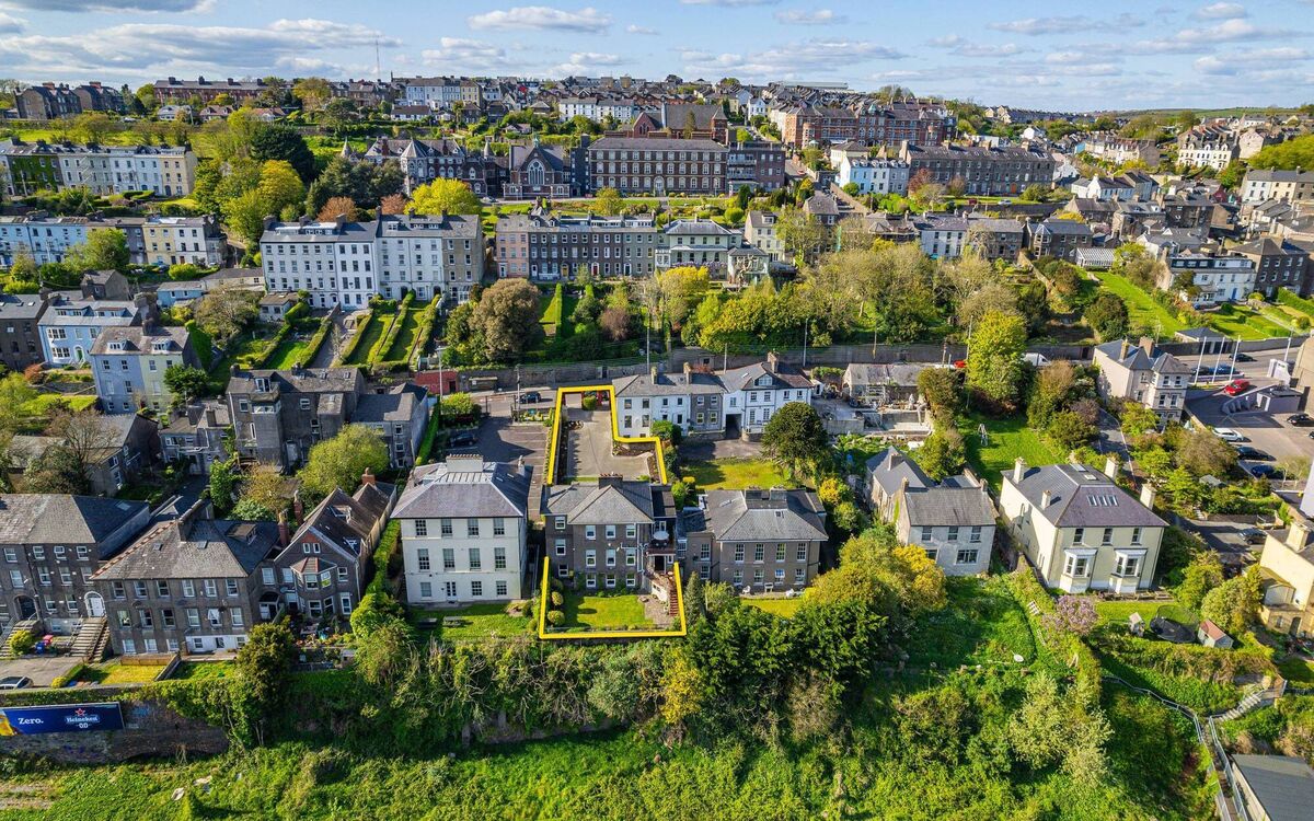 Fitzgerald House, Cork Chamber of Commerce, is to the left of No 19 Fitzgerald House, Cork Chamber of Commerce, is to the left of No 19