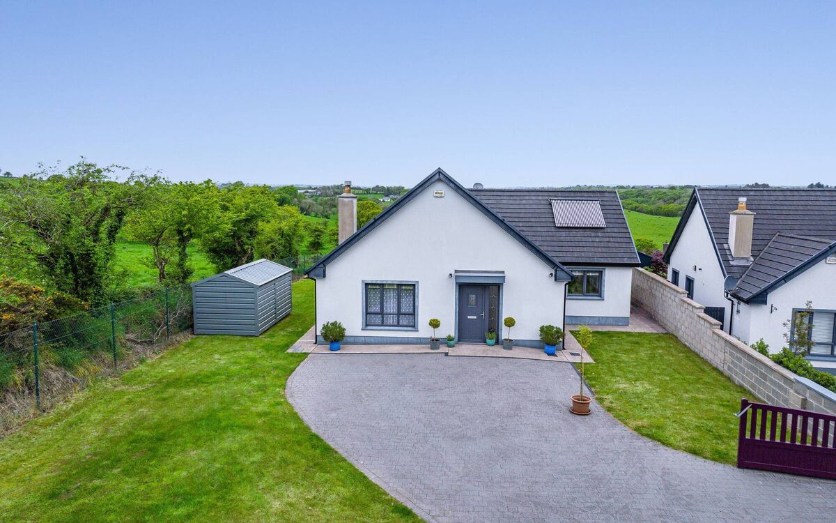 Corner site leaves lots of scope, and has a steel shed for bikes and storage as well as a garden cabin