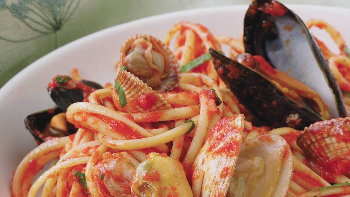 Summer Seafood Linguine Marinara