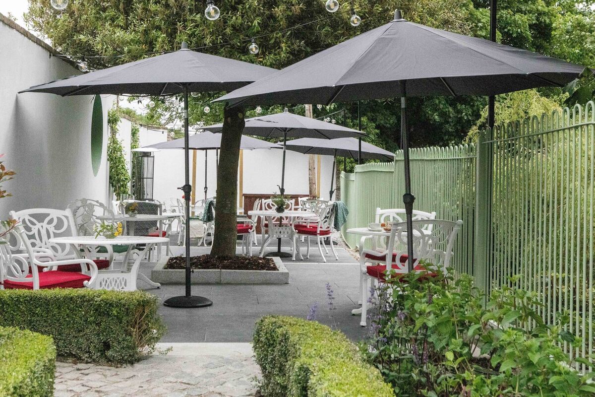 Cliff at Lyons  Cliff at Lyons