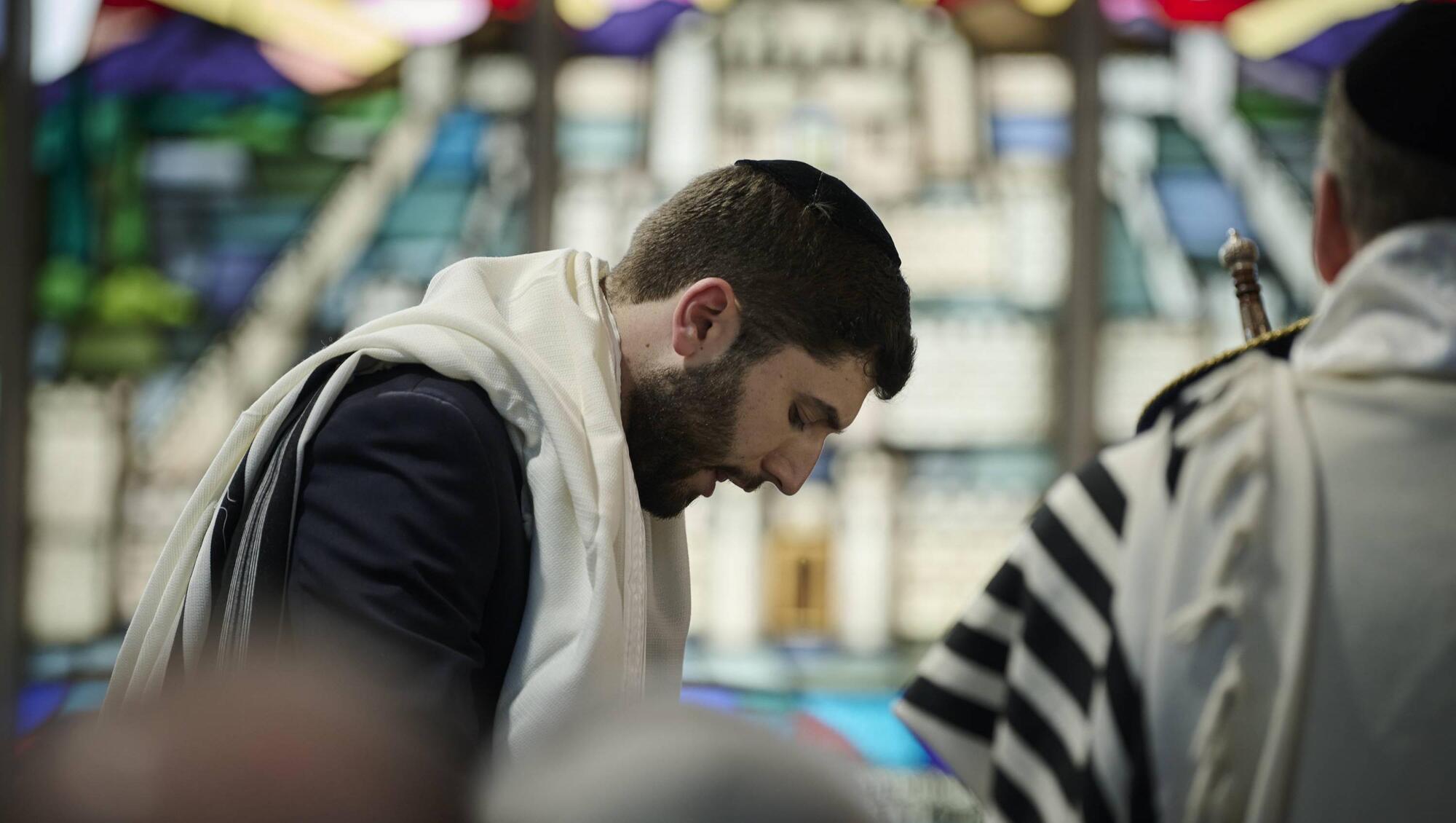 The inauguration ceremony of Rabbi Yoni Wieder as Chief Rabbi of Ireland at the Dublin Hebrew Synagogue on May 21. The Chief Rabbi blamed Hamas for the thousands of women and children killed in the Palestinian enclave and raised concerns that the Jewish community in Ireland now feels 'vulnerable'. Picture: Ros Kavanagh