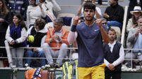 Carlos Alcaraz cruises into French Open quarter-finals