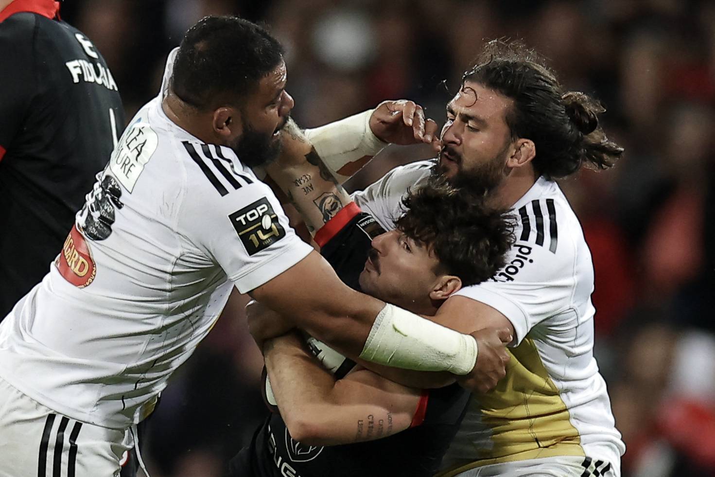 Top 14: Play-off spots go to wire after La Rochelle and Toulouse draw eight-try thriller
