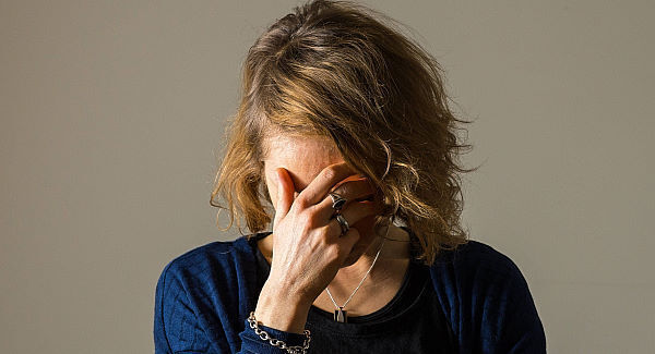 Cyberstalking 'linked to addiction'