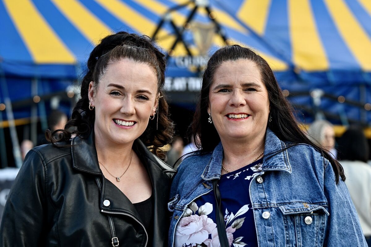 Breda and Jacinta O’Leary, Togher, Cork, at the John Bishop show. Picture: Chani Anderson Breda and Jacinta O’Leary, Togher, Cork, at the John Bishop show. Picture: Chani Anderson