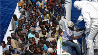 Italian navy rescues 274 migrants