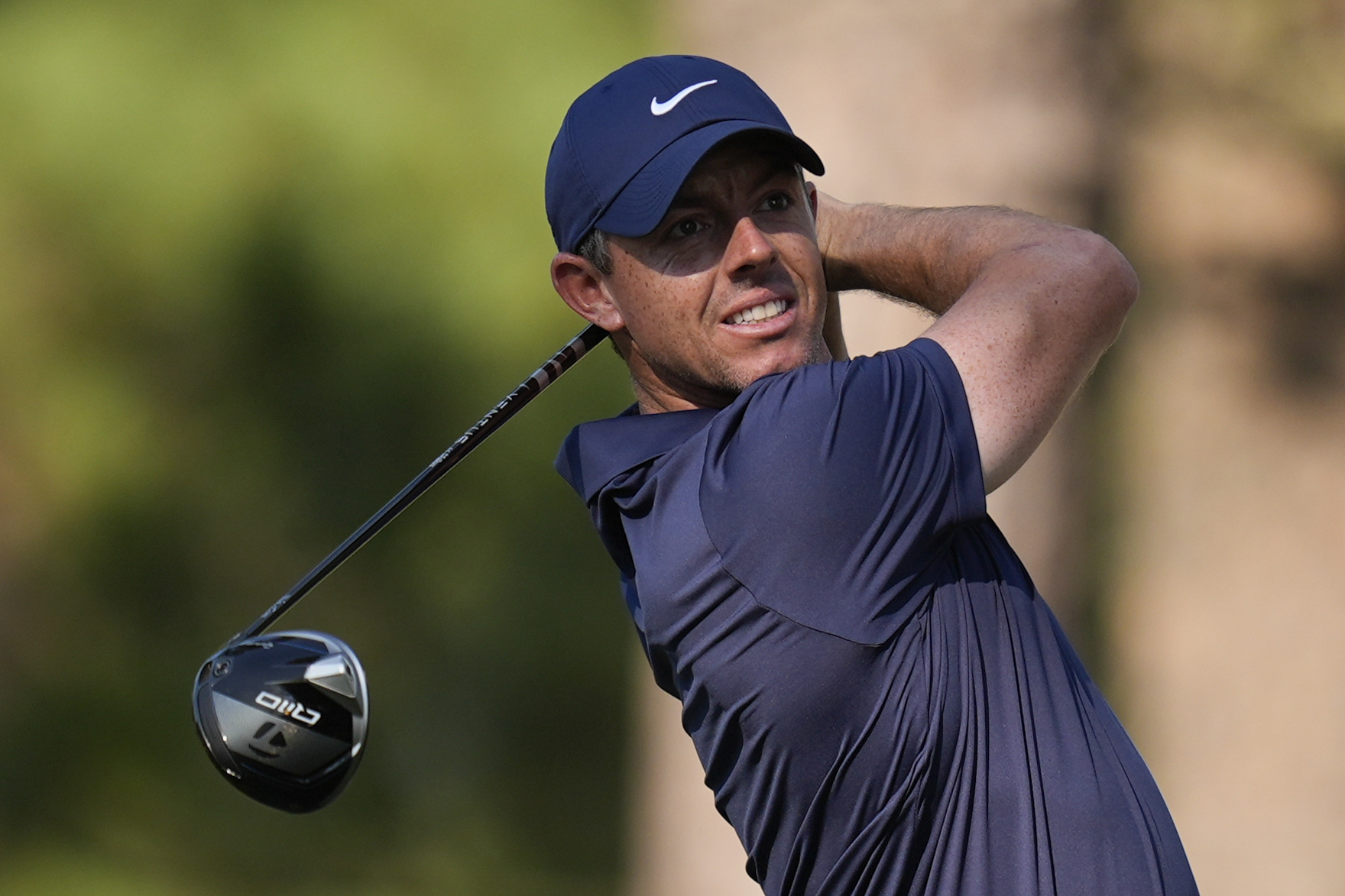 DeChambeau leads charge in volatile third round, McIlroy in the mix and loving test