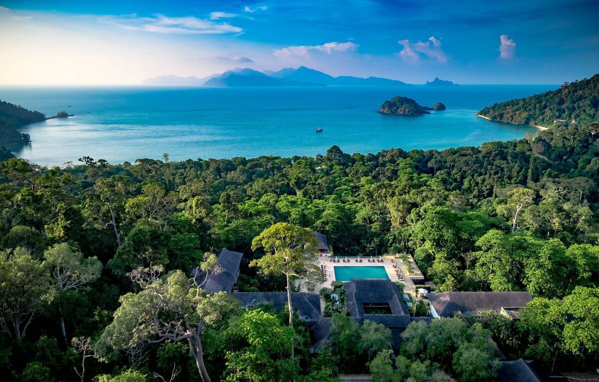 Pair the hidden islands of Thailand with Langkawi, staying in Oroko partner resort, The Datai Langkawi.
