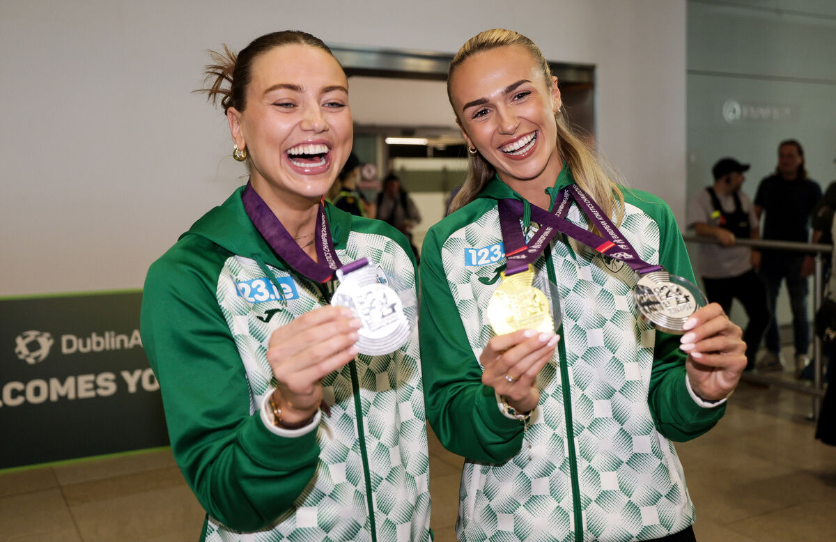 Sophie Becker and Sharlene Mawdsley celebrate with their medals. Picture: Laszlo Geczo/Inpho