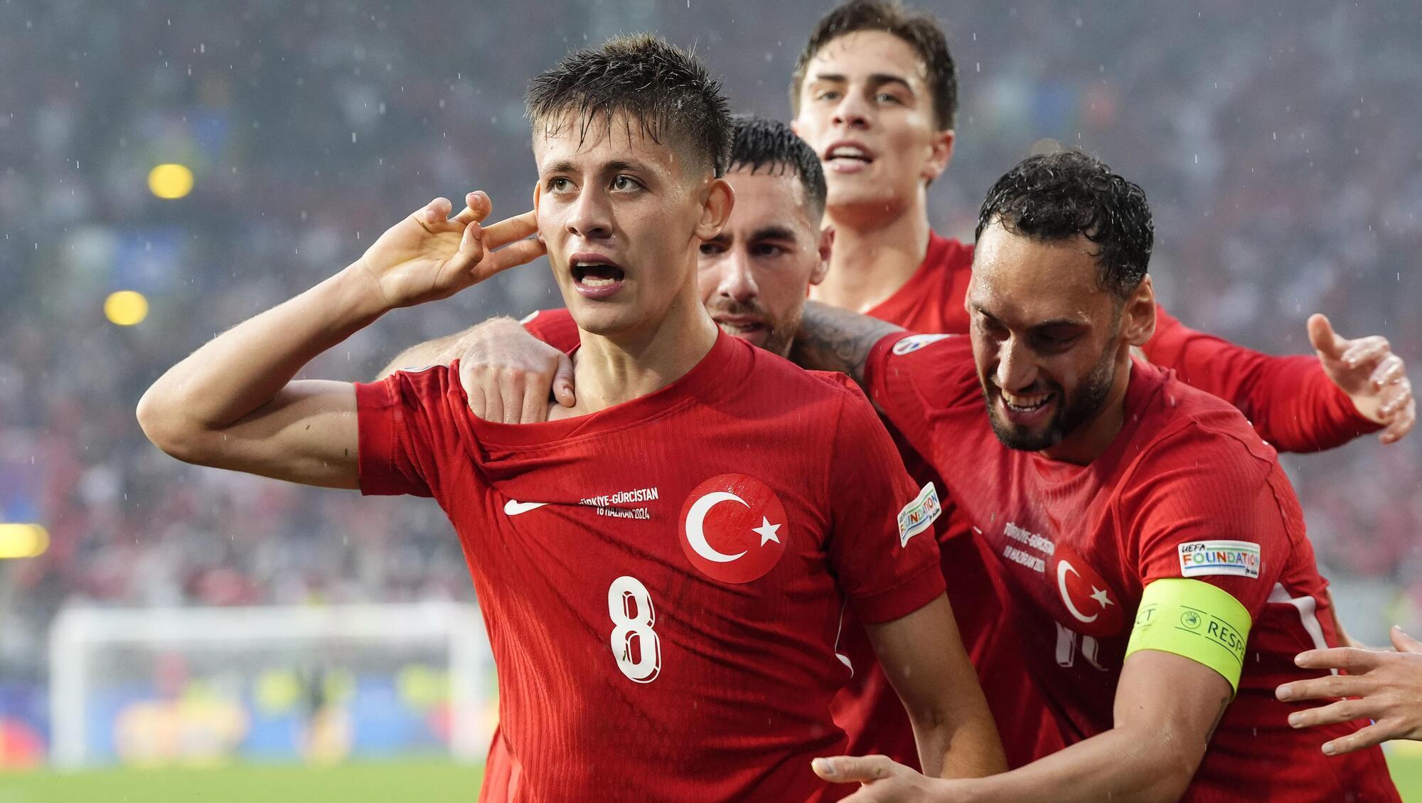 Stunner from Real Madrid teenager Arder Guler helps Turkey edge past Georgia
