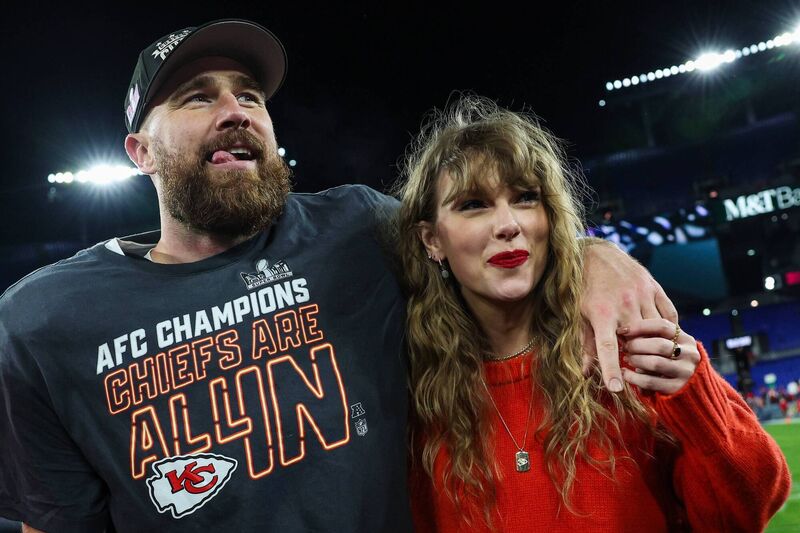 Travis Kelce #87 of the Kansas City Chiefs with Taylor Swift at M&T Bank Stadium, Baltimore, Maryland. Picture: Patrick Smith/Getty Images Travis Kelce #87 of the Kansas City Chiefs with Taylor Swift at M&T Bank Stadium, Baltimore, Maryland. Picture: Patrick Smith/Getty Images