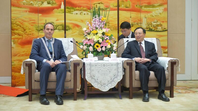 Twinning bonds of Cork and Jiangsu province Twinning bonds of Cork and Jiangsu province