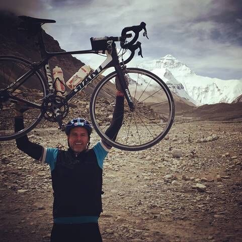 Barry McFarlane cycling to Everts Base Camp across Tibet. 