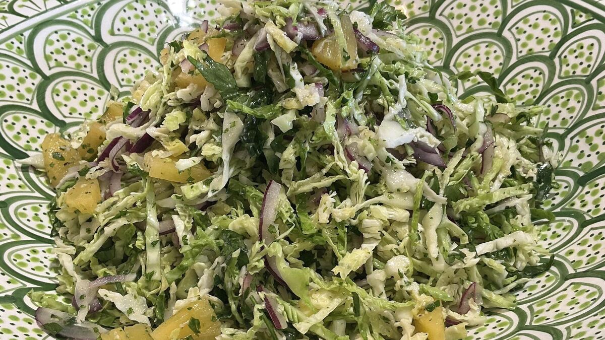 Cabbage, Pineapple and Onion Salad