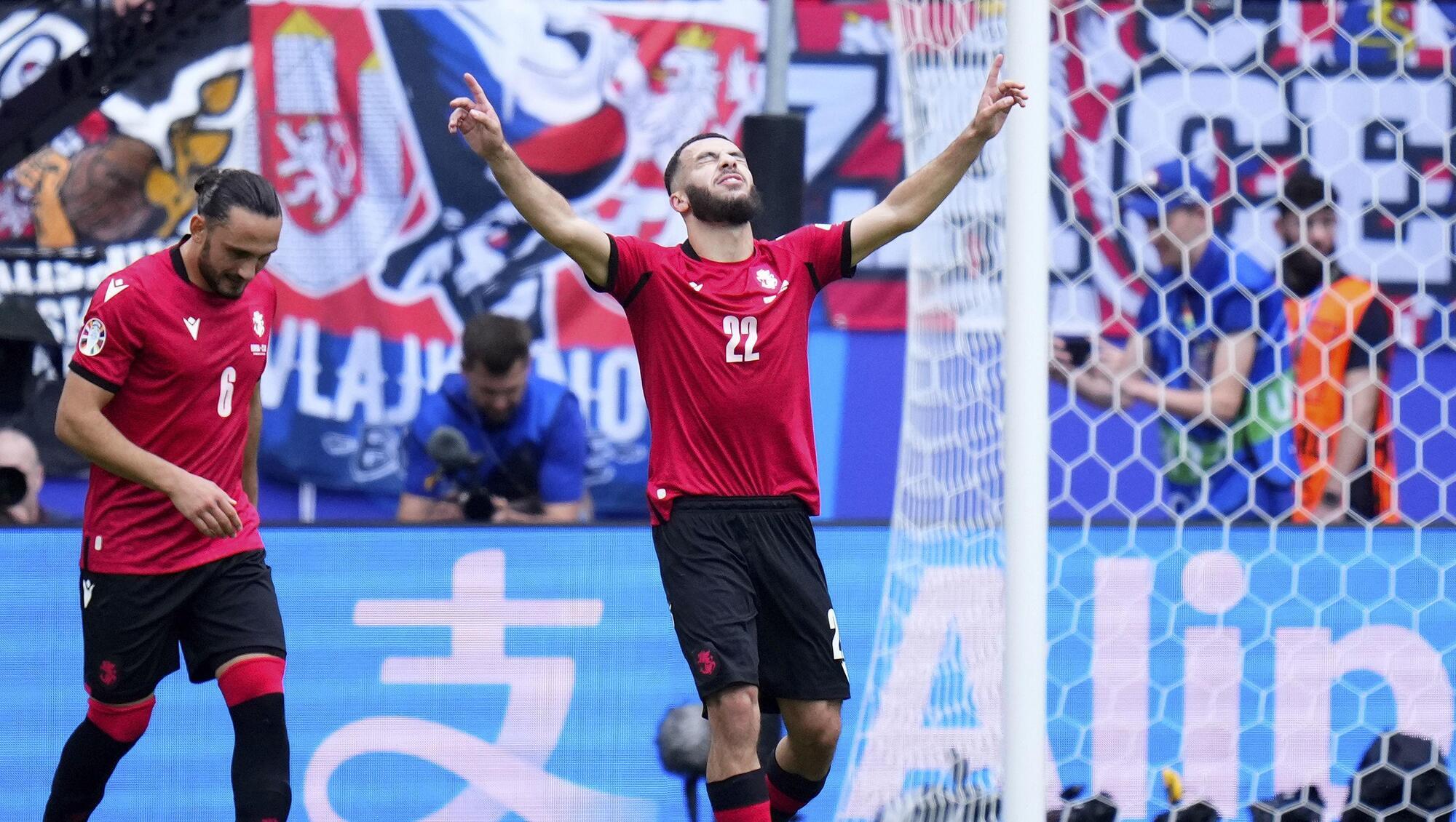 Georgia hold Czechs to 1-1 draw
