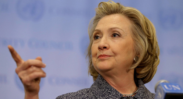 Hillary Clinton admits mistake over emails