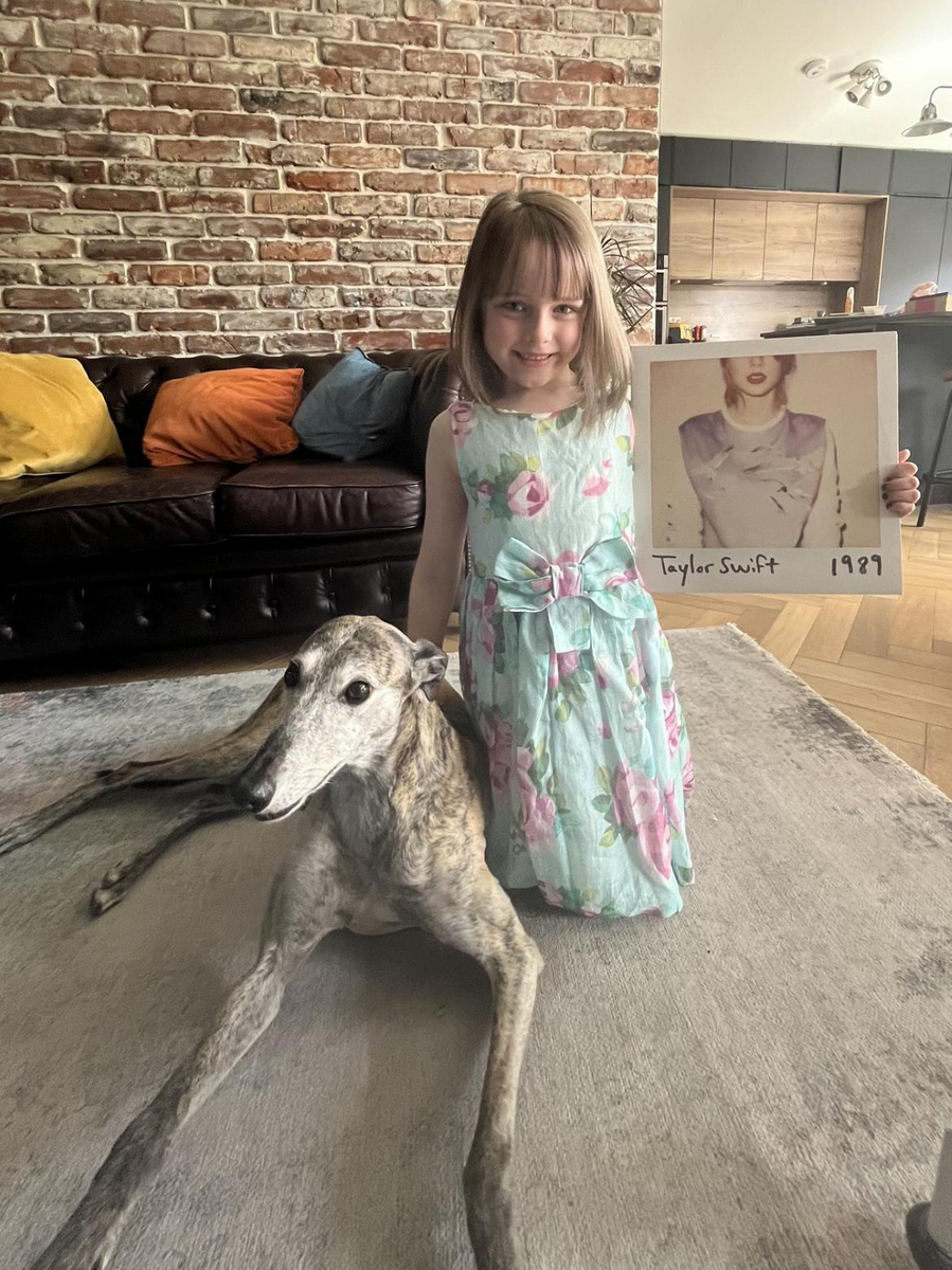Marian Healy's daughter Eliza Jean with family pet Taylor Swift Marian Healy's daughter Eliza Jean with family pet Taylor Swift