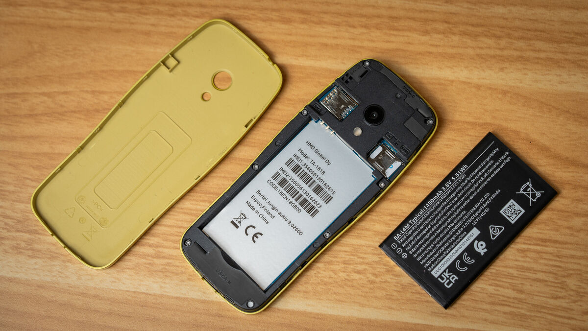 In the future, all phones should have a removable battery. Picture: Noel Campion.