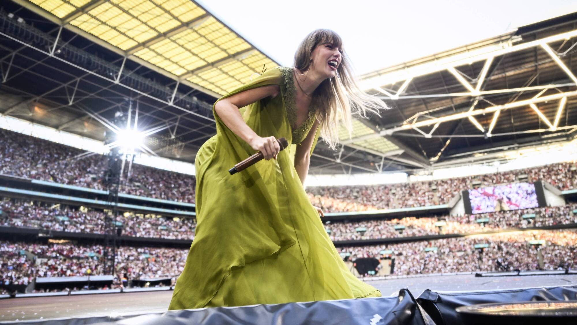 Whose Era? Taylor tackles the quarter-finals