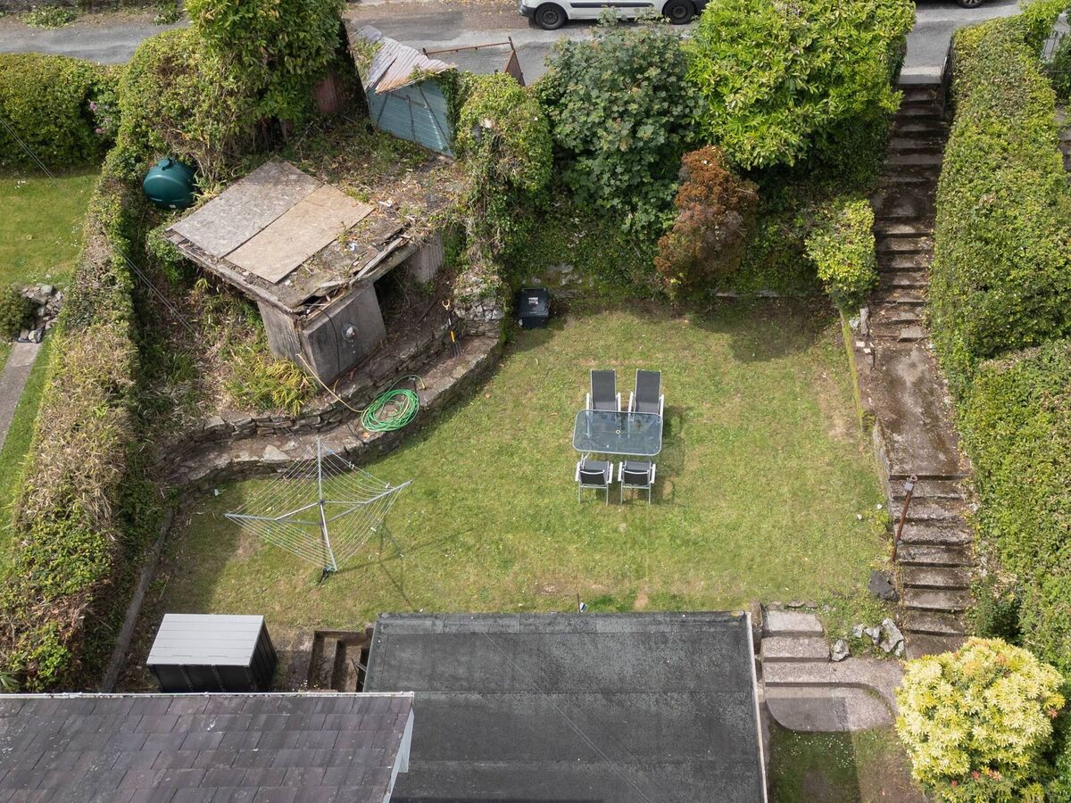 Rear of No 9 with rear access