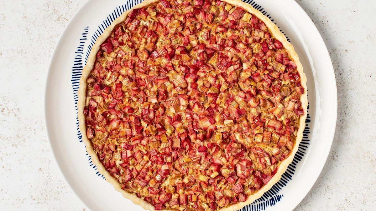 Auntie Lil’s Rhubarb Pie