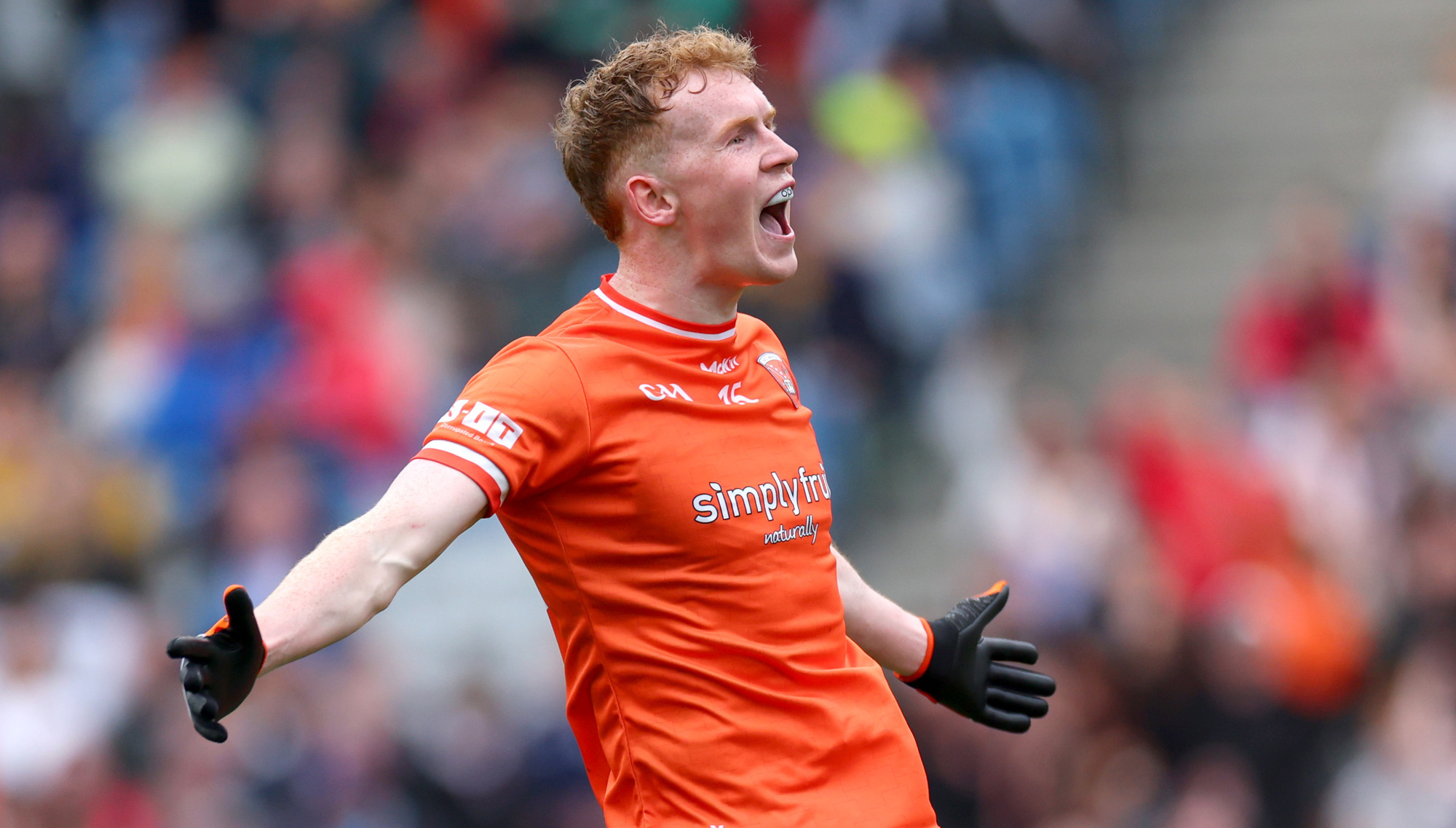 Armagh overcome 14-man Roscommon to reach first semi-final in 19 years