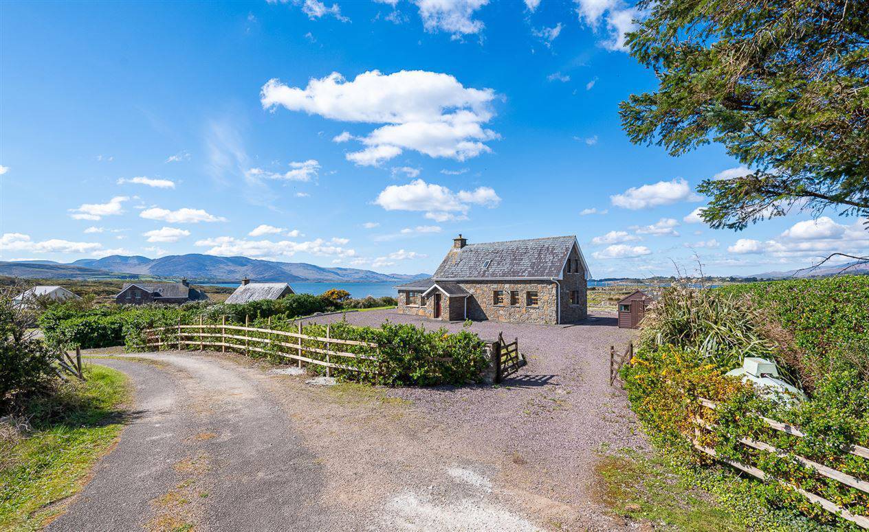 City to Country: Stylishly modern Ringsend brown-brick or scenic views of Kenmare Bay at €485k