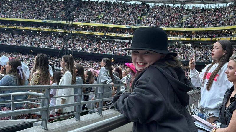 Watch: Cork girl gets special '22 hat' from Taylor Swift during Aviva Stadium show Watch: Cork girl gets special '22 hat' from Taylor Swift during Aviva Stadium show