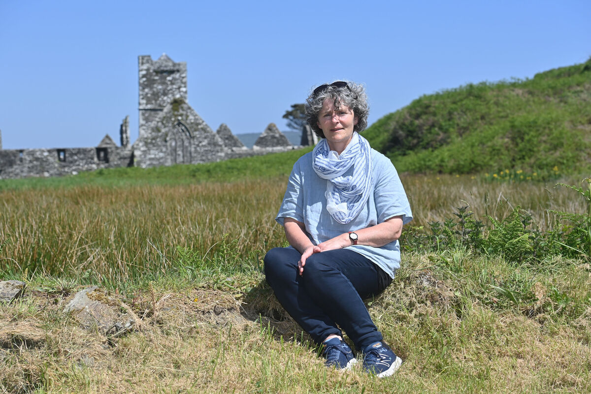 Mona has wonderful stories of her childhood on Sherkin. Mona has wonderful stories of her childhood on Sherkin.