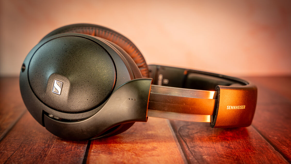 The HD 620S has a good range of adjustability in the headband. Picture: Noel Campion. The HD 620S has a good range of adjustability in the headband. Picture: Noel Campion.
