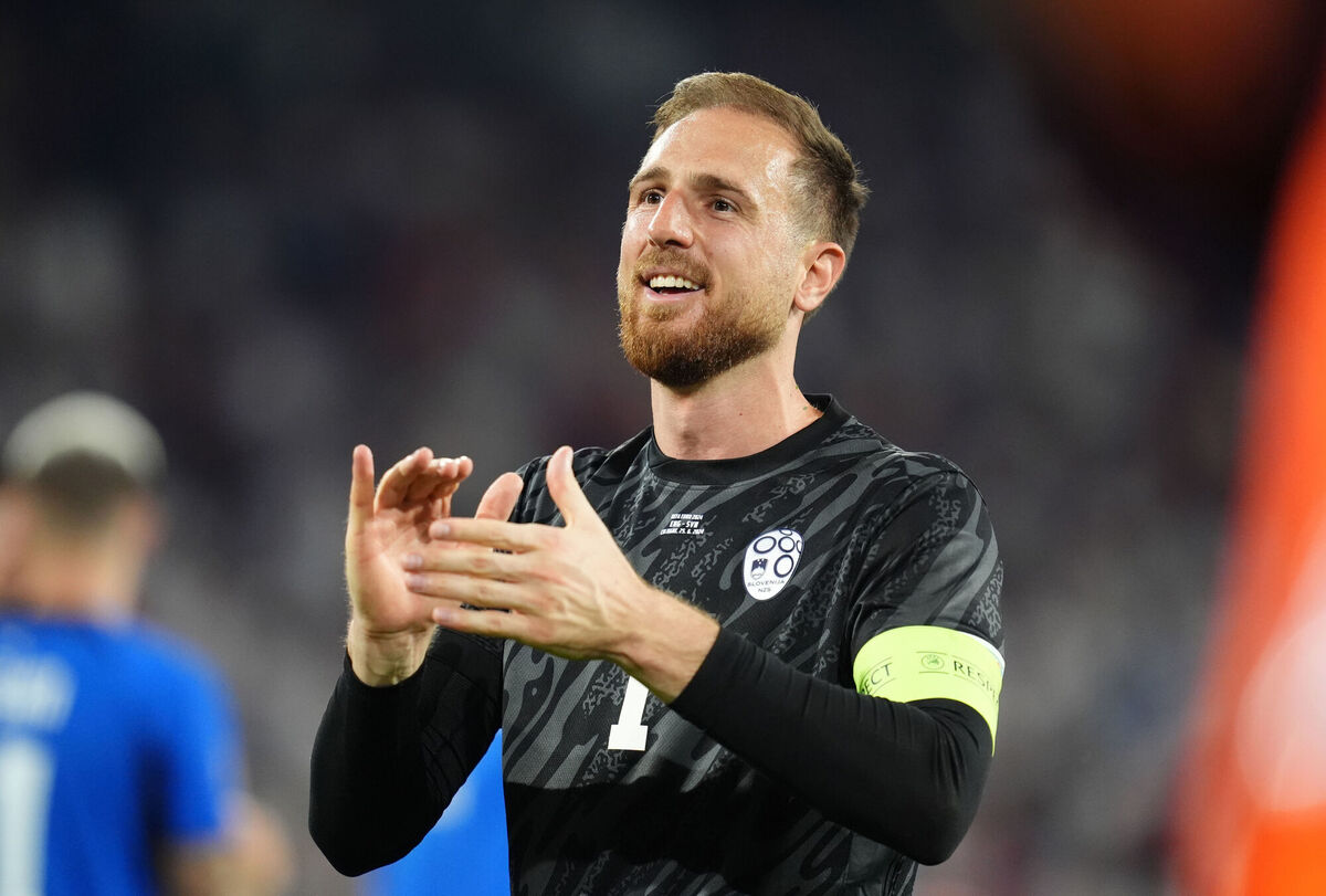 Slovenia goalkeeper Jan Oblak applauds the fans Slovenia goalkeeper Jan Oblak applauds the fans