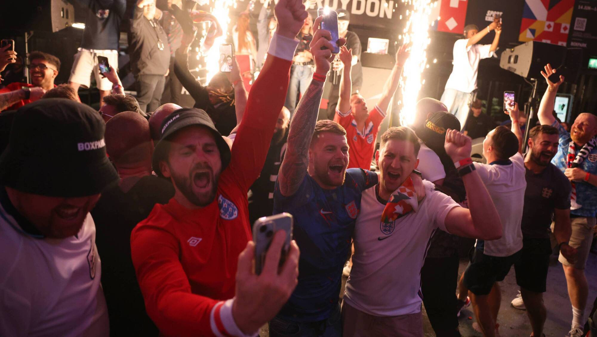 Paul Rouse: Wounds of the past still deep and vivid for England fans