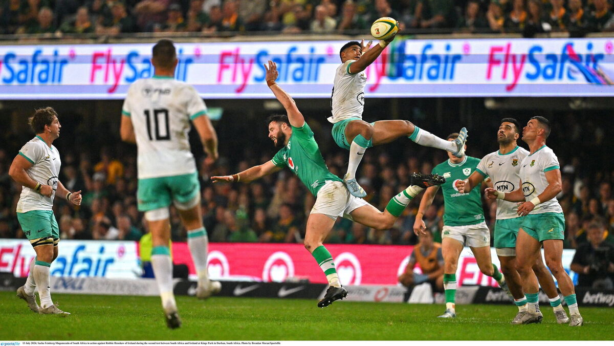 AERIAL BATTLE: South Africa's Sacha Feinberg-Mngomezulu in action against Ireland's Robbie Henshaw during the second Test. Pic: Brendan Moran/Sportsfile AERIAL BATTLE: South Africa's Sacha Feinberg-Mngomezulu in action against Ireland's Robbie Henshaw during the second Test. Pic: Brendan Moran/Sportsfile